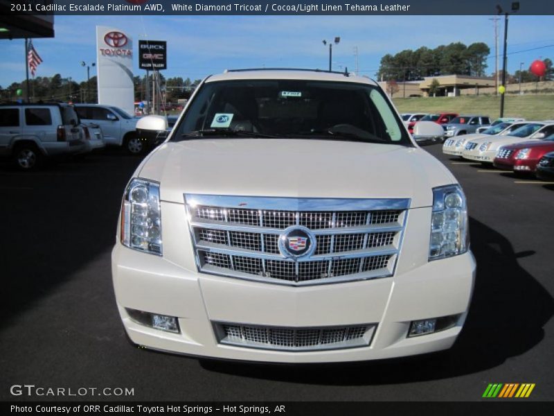 White Diamond Tricoat / Cocoa/Light Linen Tehama Leather 2011 Cadillac Escalade Platinum AWD