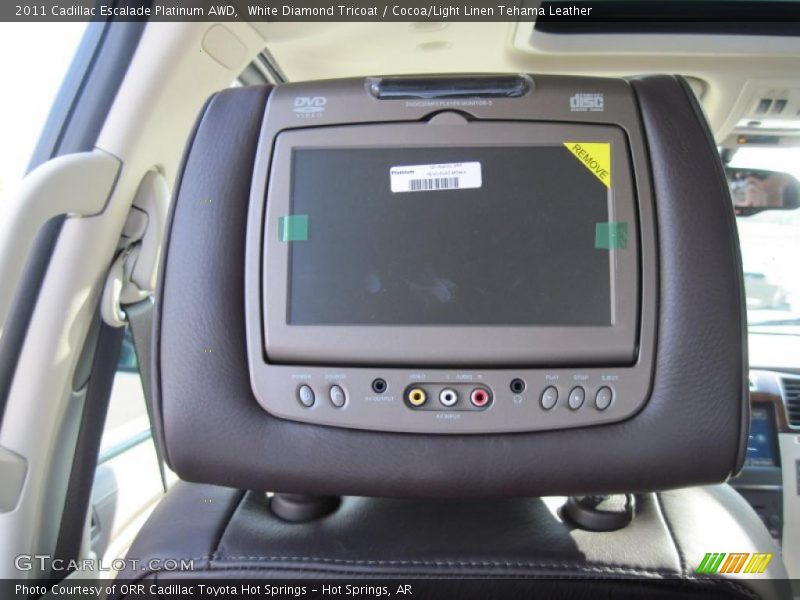 Controls of 2011 Escalade Platinum AWD