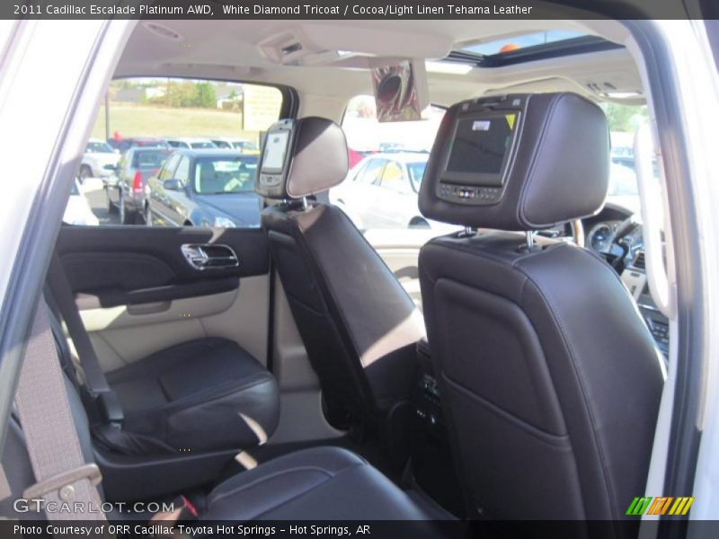 White Diamond Tricoat / Cocoa/Light Linen Tehama Leather 2011 Cadillac Escalade Platinum AWD