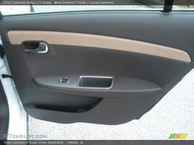Door Panel of 2010 Malibu LTZ Sedan