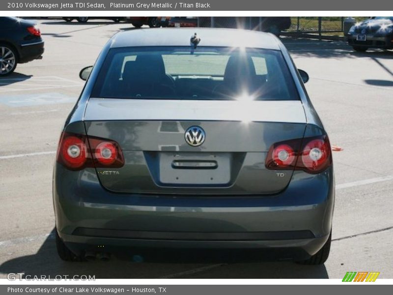 Platinum Grey Metallic / Titan Black 2010 Volkswagen Jetta TDI Sedan