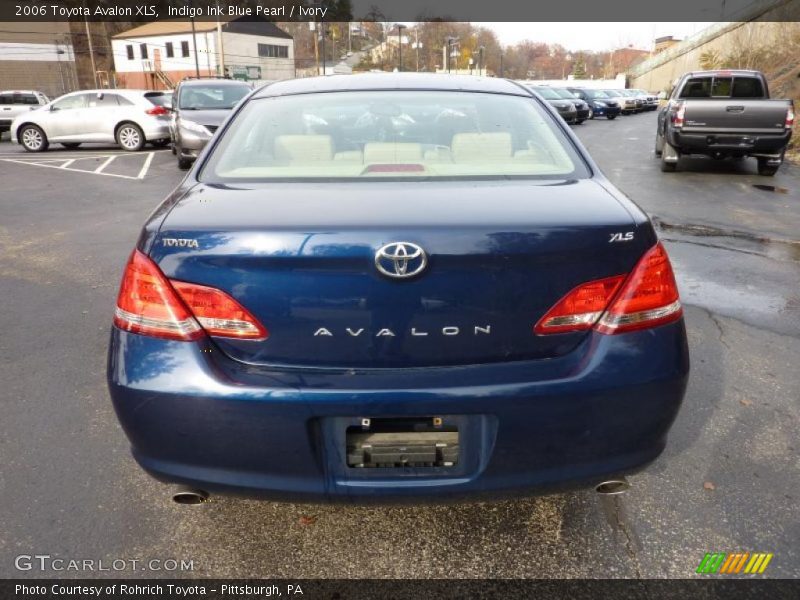 Indigo Ink Blue Pearl / Ivory 2006 Toyota Avalon XLS