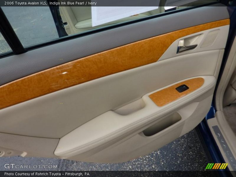 Indigo Ink Blue Pearl / Ivory 2006 Toyota Avalon XLS