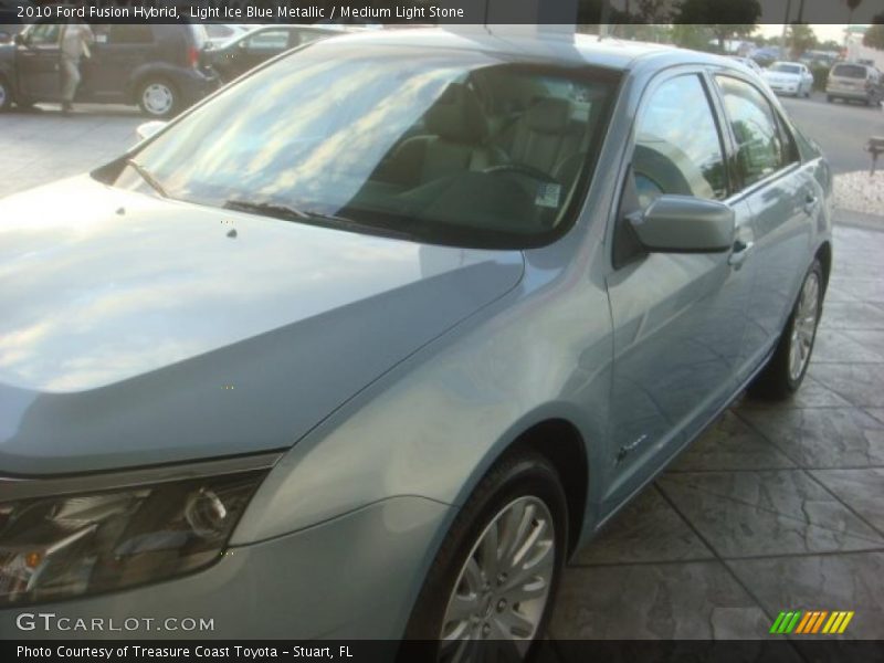 Light Ice Blue Metallic / Medium Light Stone 2010 Ford Fusion Hybrid