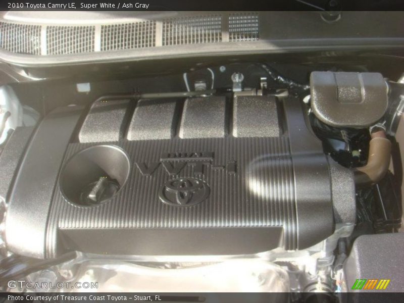 Super White / Ash Gray 2010 Toyota Camry LE