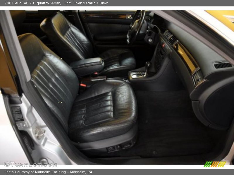  2001 A6 2.8 quattro Sedan Onyx Interior