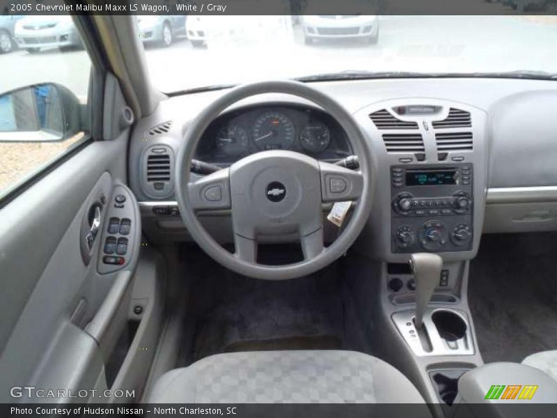 White / Gray 2005 Chevrolet Malibu Maxx LS Wagon