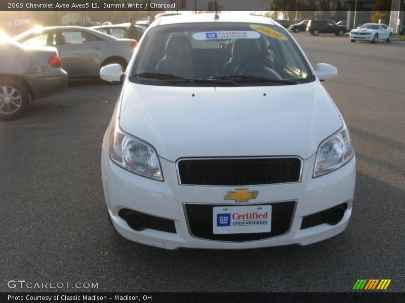 Summit White / Charcoal 2009 Chevrolet Aveo Aveo5 LS