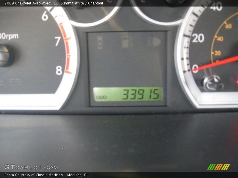 Summit White / Charcoal 2009 Chevrolet Aveo Aveo5 LS