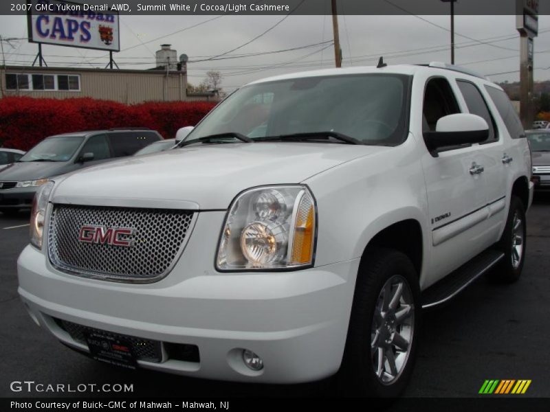 Summit White / Cocoa/Light Cashmere 2007 GMC Yukon Denali AWD