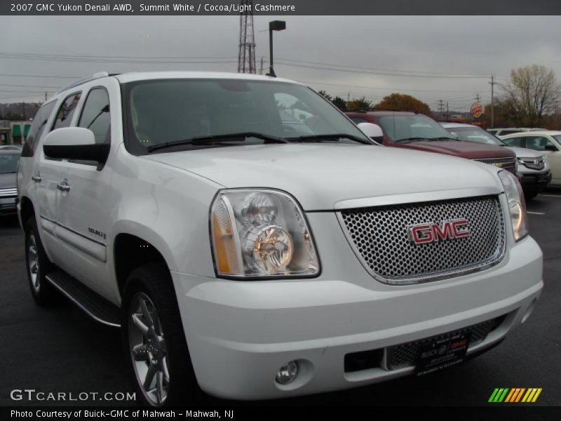 Summit White / Cocoa/Light Cashmere 2007 GMC Yukon Denali AWD