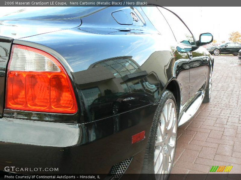 Nero Carbonio (Metallic Black) / Nero (Black) 2006 Maserati GranSport LE Coupe