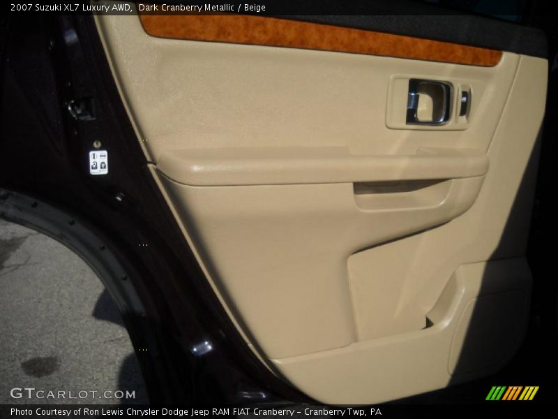 Dark Cranberry Metallic / Beige 2007 Suzuki XL7 Luxury AWD
