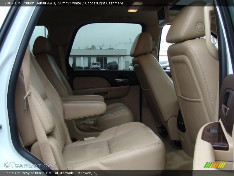 Summit White / Cocoa/Light Cashmere 2007 GMC Yukon Denali AWD
