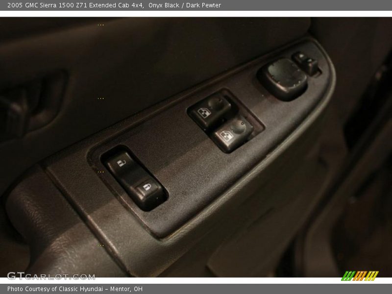Onyx Black / Dark Pewter 2005 GMC Sierra 1500 Z71 Extended Cab 4x4