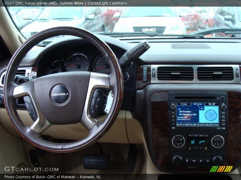 Summit White / Cocoa/Light Cashmere 2007 GMC Yukon Denali AWD
