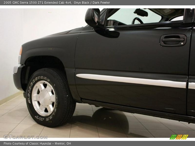 Onyx Black / Dark Pewter 2005 GMC Sierra 1500 Z71 Extended Cab 4x4