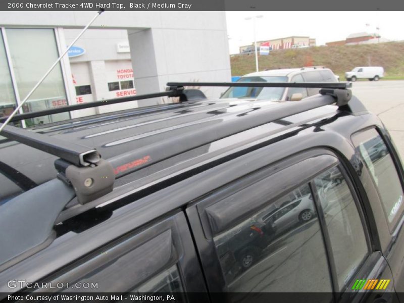 Black / Medium Gray 2000 Chevrolet Tracker 4WD Hard Top