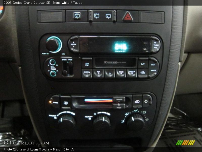 Stone White / Taupe 2003 Dodge Grand Caravan SE