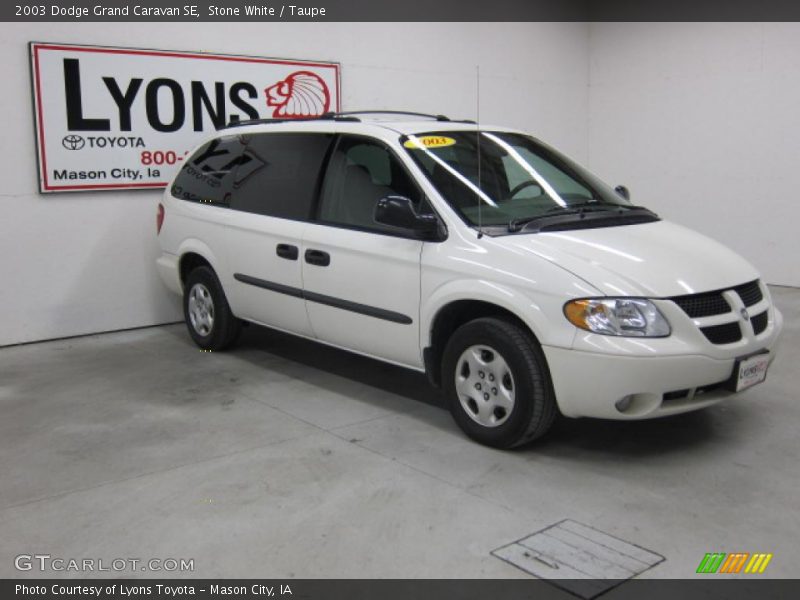 Stone White / Taupe 2003 Dodge Grand Caravan SE