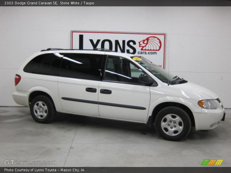 Stone White / Taupe 2003 Dodge Grand Caravan SE