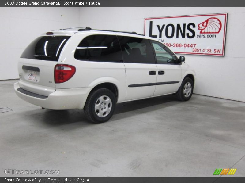 Stone White / Taupe 2003 Dodge Grand Caravan SE