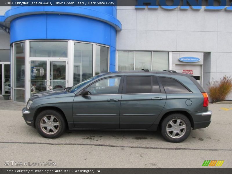 Onyx Green Pearl / Dark Slate Gray 2004 Chrysler Pacifica AWD
