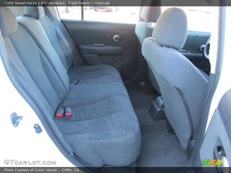 Fresh Powder / Charcoal 2009 Nissan Versa 1.8 S Hatchback