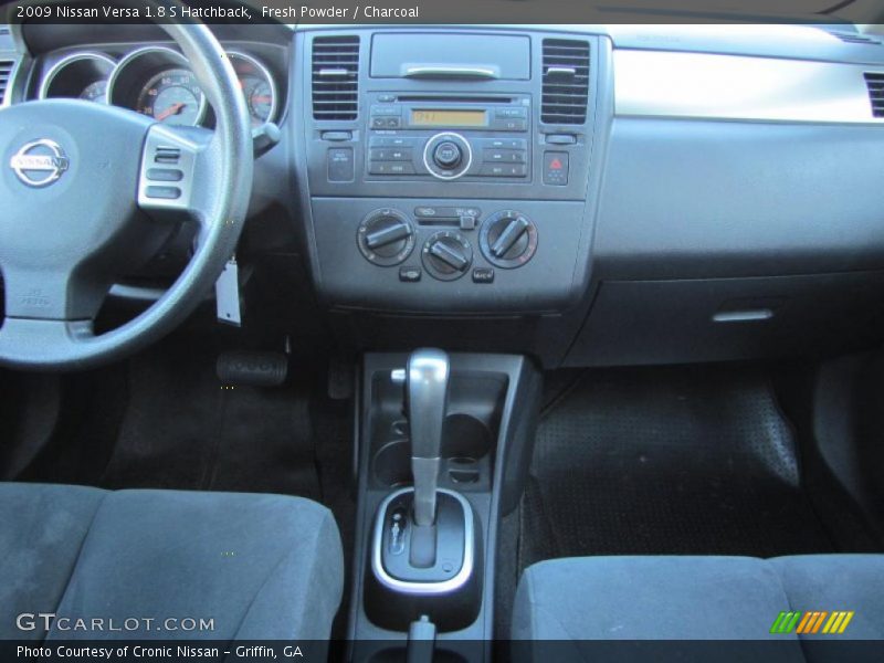 Fresh Powder / Charcoal 2009 Nissan Versa 1.8 S Hatchback