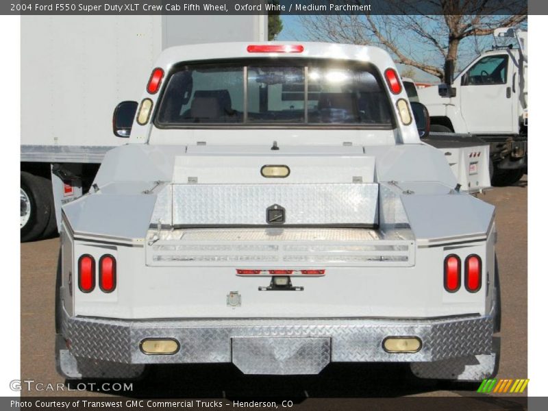 Oxford White / Medium Parchment 2004 Ford F550 Super Duty XLT Crew Cab Fifth Wheel