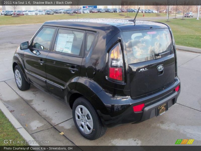 Shadow Black / Black Cloth 2011 Kia Soul 1.6