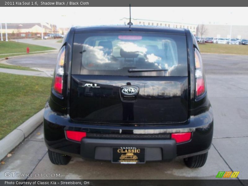 Shadow Black / Black Cloth 2011 Kia Soul 1.6