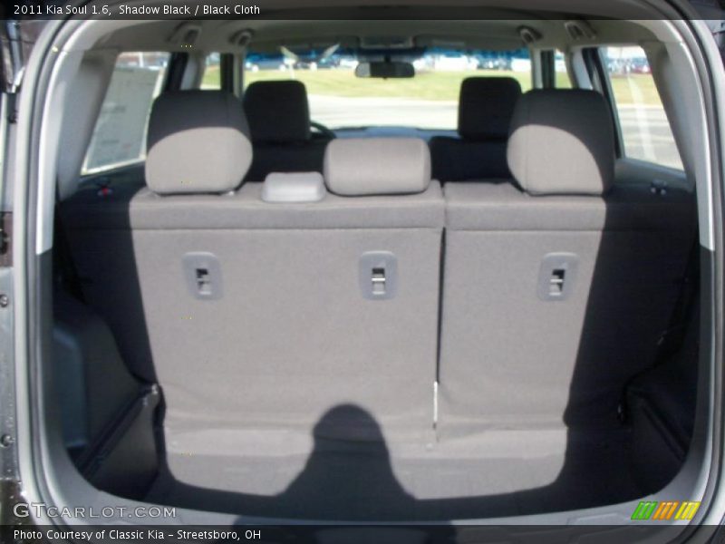 Shadow Black / Black Cloth 2011 Kia Soul 1.6