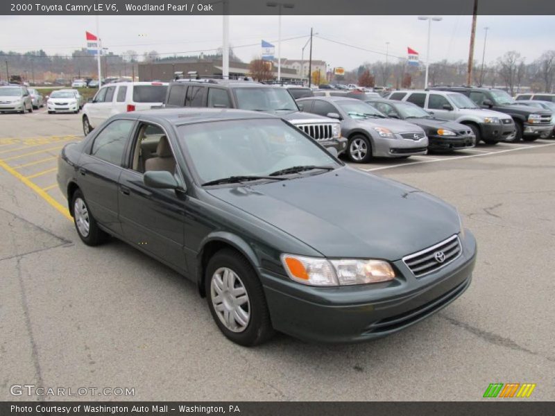 Woodland Pearl / Oak 2000 Toyota Camry LE V6