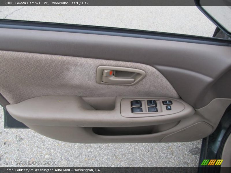 Woodland Pearl / Oak 2000 Toyota Camry LE V6