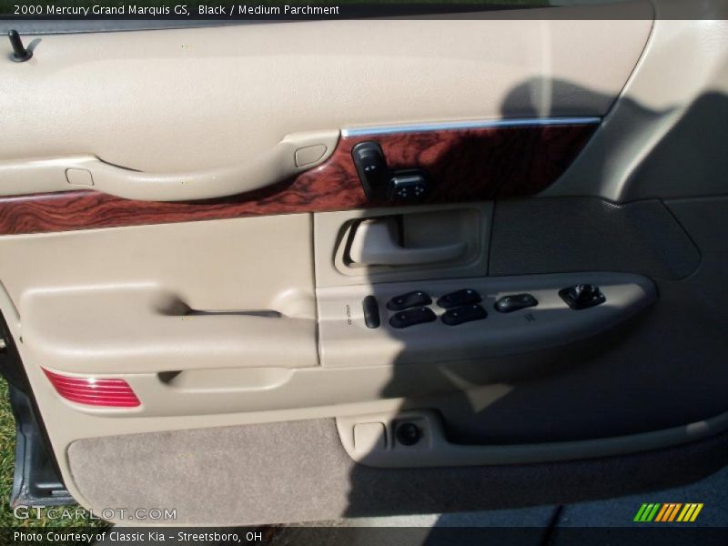 Black / Medium Parchment 2000 Mercury Grand Marquis GS