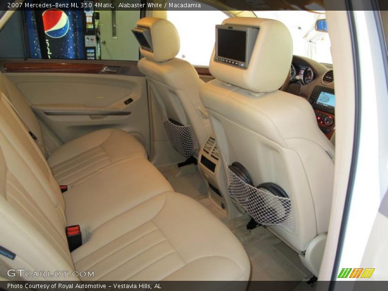 Alabaster White / Macadamia 2007 Mercedes-Benz ML 350 4Matic