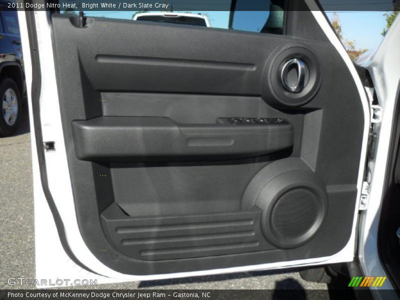 Door Panel of 2011 Nitro Heat