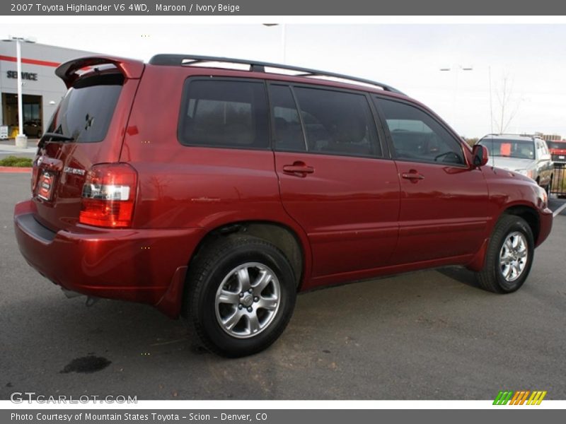 Maroon / Ivory Beige 2007 Toyota Highlander V6 4WD