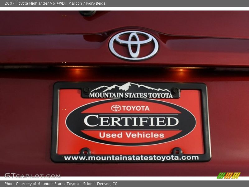Maroon / Ivory Beige 2007 Toyota Highlander V6 4WD