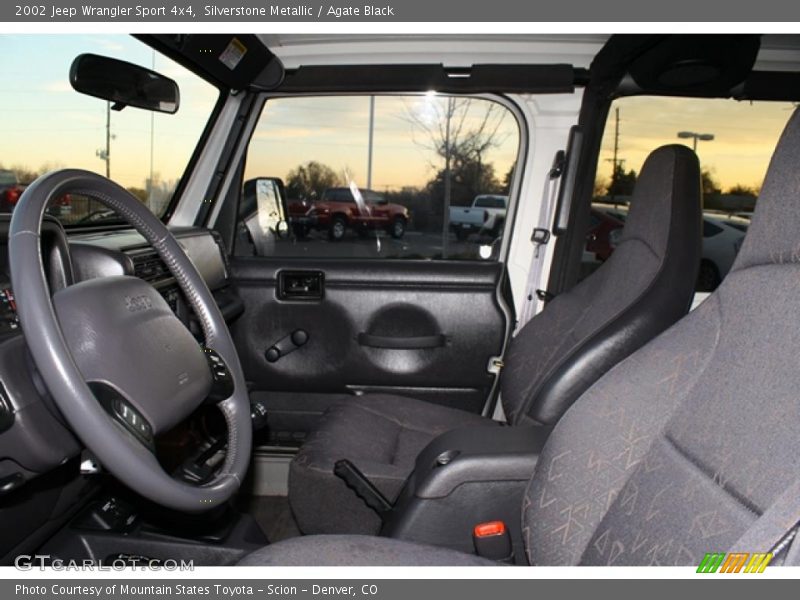 Silverstone Metallic / Agate Black 2002 Jeep Wrangler Sport 4x4