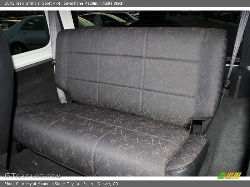 Silverstone Metallic / Agate Black 2002 Jeep Wrangler Sport 4x4