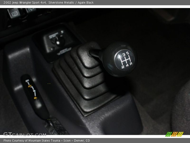 Silverstone Metallic / Agate Black 2002 Jeep Wrangler Sport 4x4