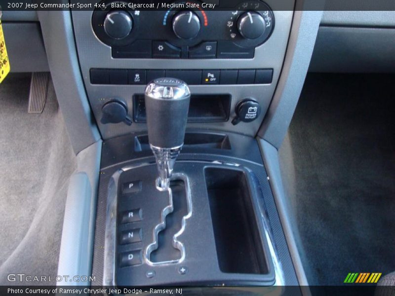 Black Clearcoat / Medium Slate Gray 2007 Jeep Commander Sport 4x4