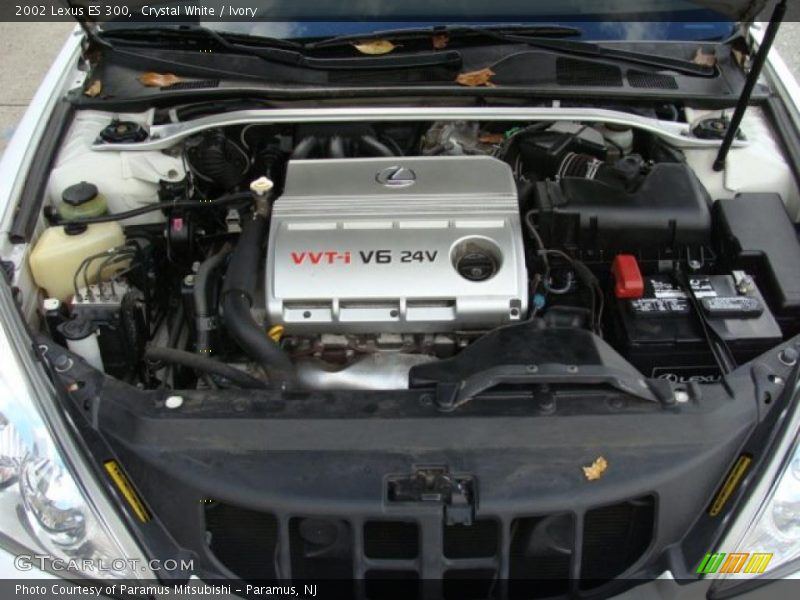 Crystal White / Ivory 2002 Lexus ES 300