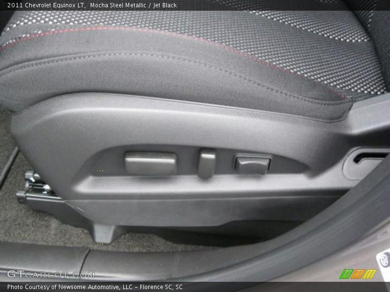 Controls of 2011 Equinox LT