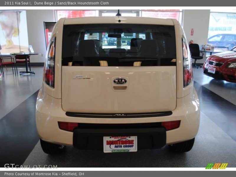 Dune Beige / Sand/Black Houndstooth Cloth 2011 Kia Soul !