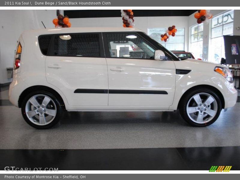 Dune Beige / Sand/Black Houndstooth Cloth 2011 Kia Soul !