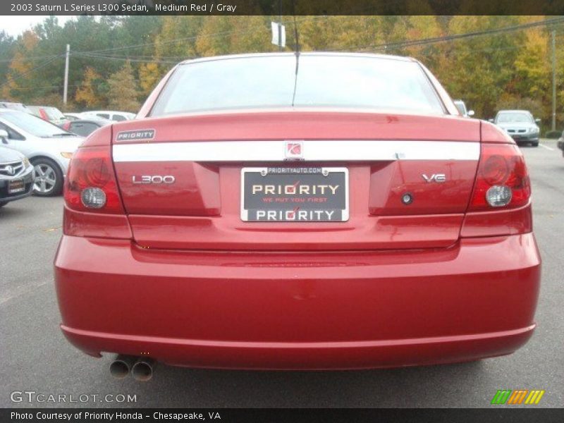 Medium Red / Gray 2003 Saturn L Series L300 Sedan