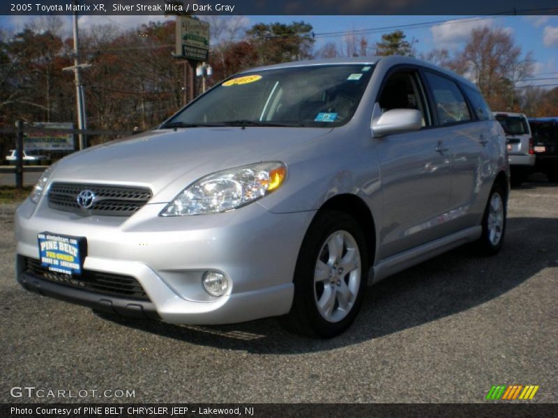 Silver Streak Mica / Dark Gray 2005 Toyota Matrix XR